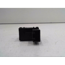 COMMANDE LEVE-GLACE PORTE AVD VOLKSWAGEN PASSAT