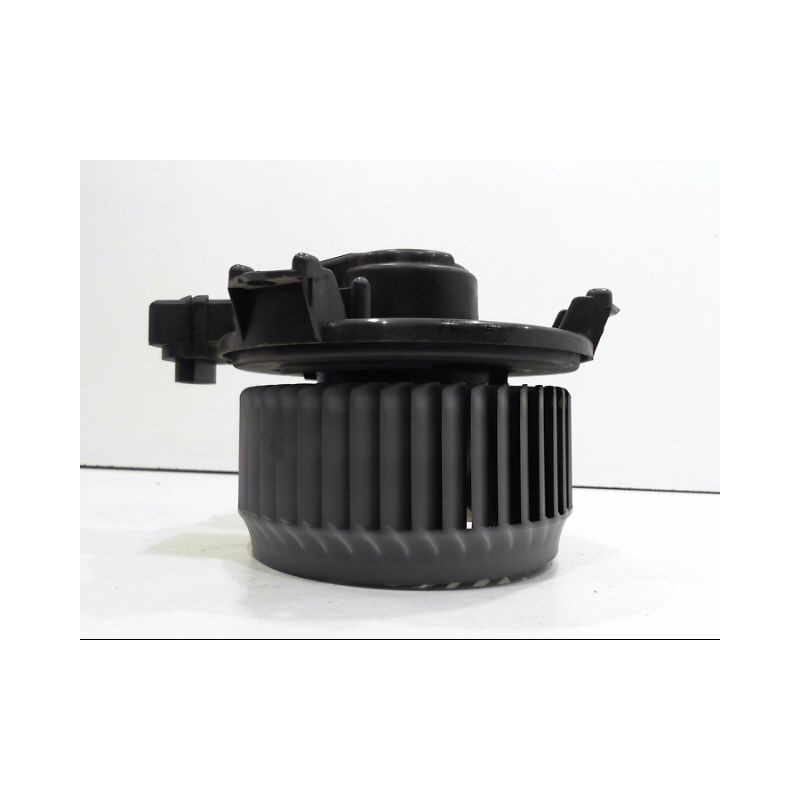 MOTEUR VENTILATEUR CHAUFFAGE SUZUKI SWIFT
