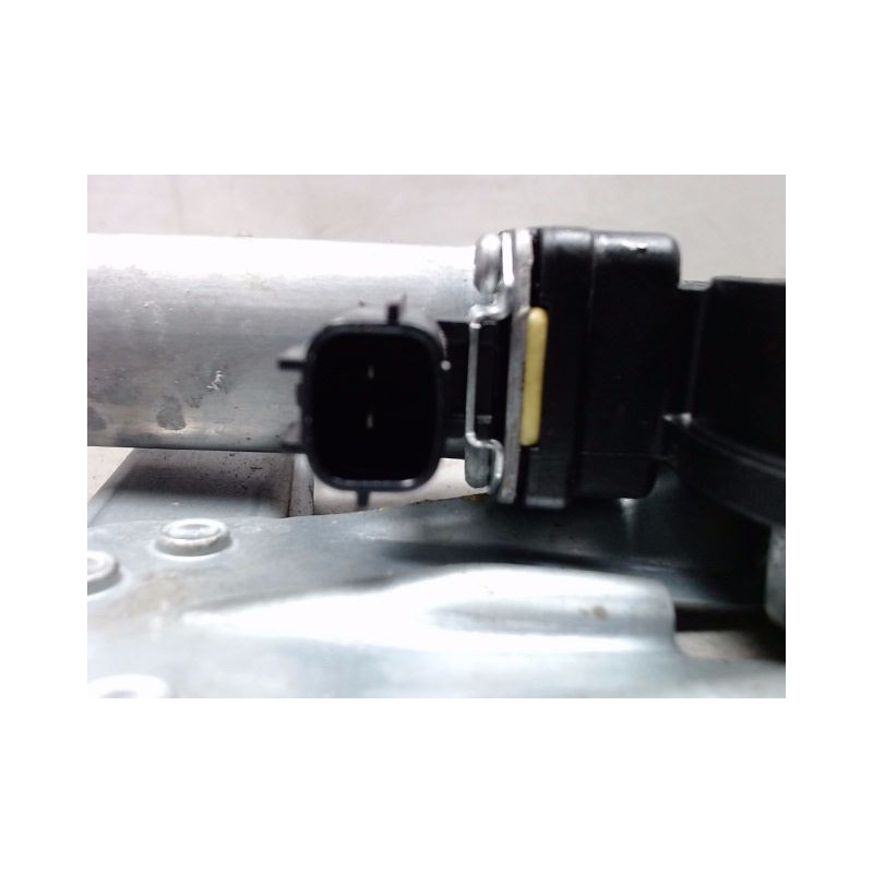MECANISME+MOTEUR LEVE-GLACE AVANT GAUCHE DACIA SANDERO