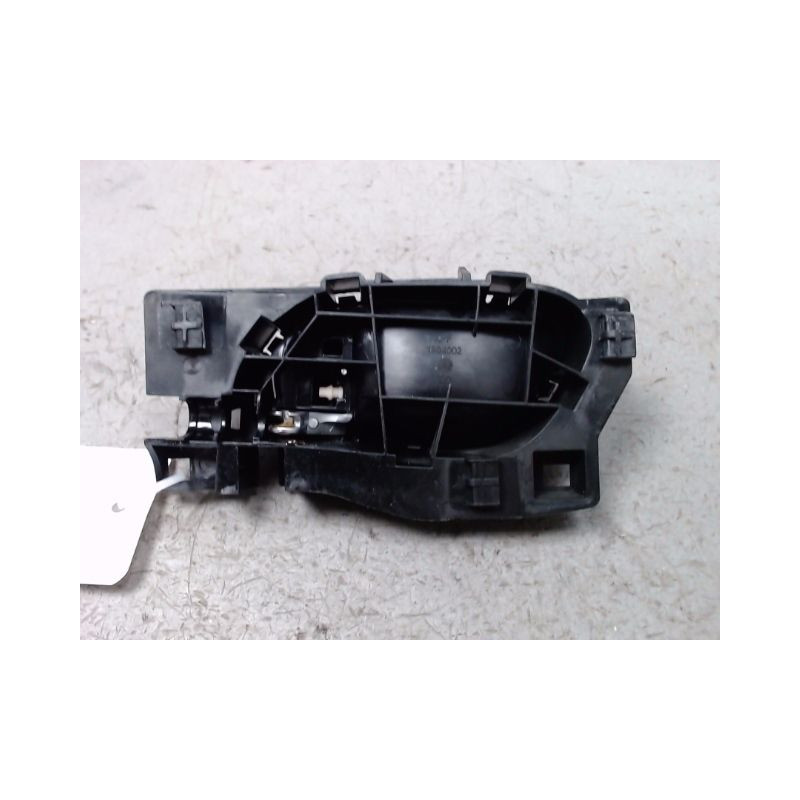 POIGNEE INTERIEURE PORTE AVANT DROIT PEUGEOT 5008 2009-