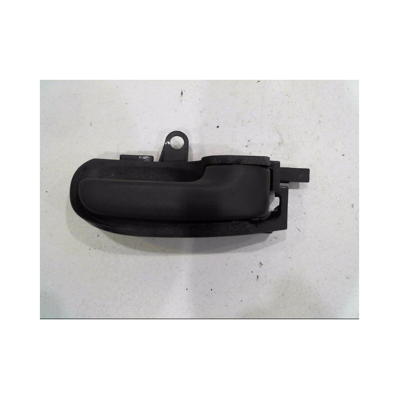 POIGNEE INTERIEURE PORTE AVANT DROIT PEUGEOT 107