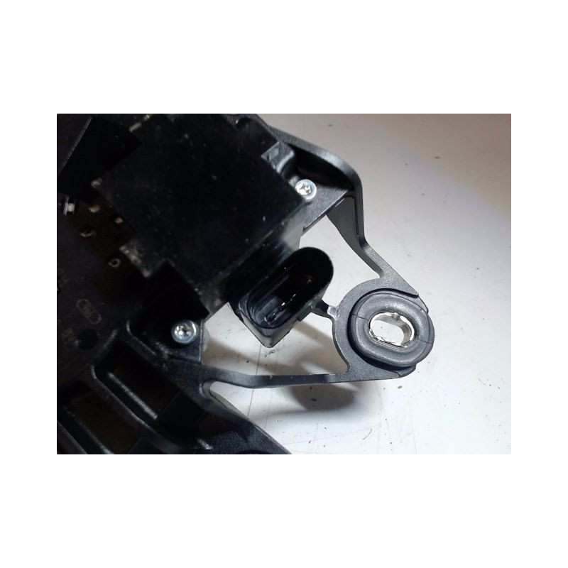MOTEUR ESSUIE-GLACE ARRIERE VOLKSWAGEN GOLF VI 2008-