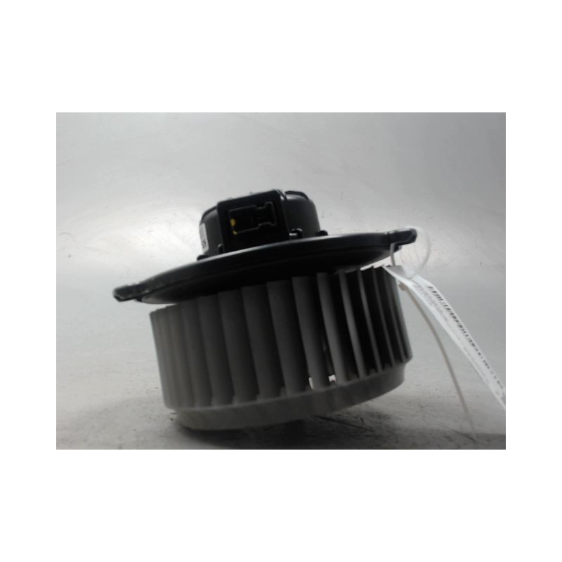 MOTEUR VENTILATEUR CHAUFFAGE CHEVROLET SPARK