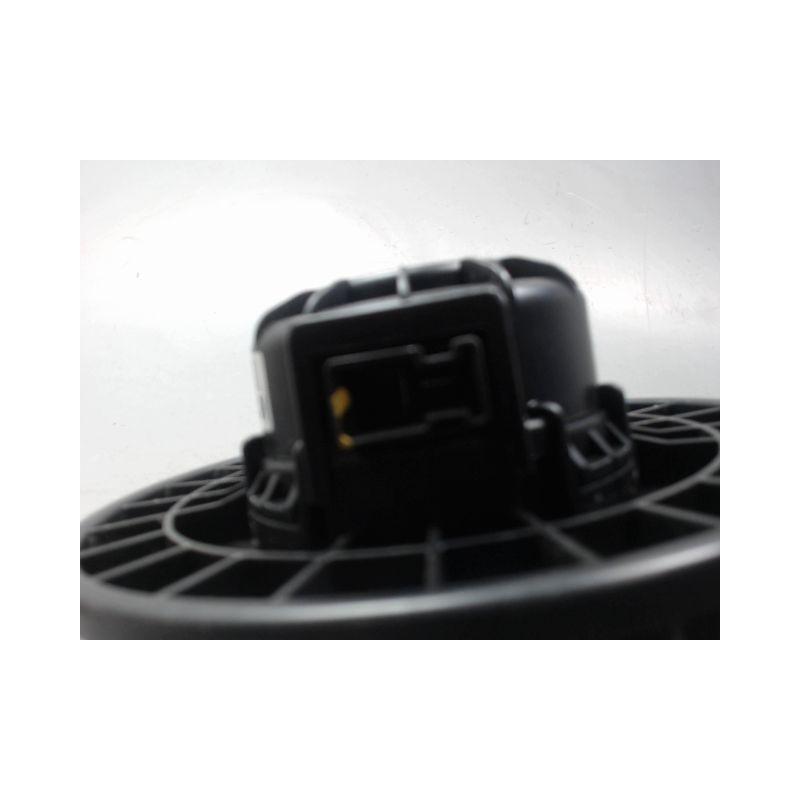 MOTEUR VENTILATEUR CHAUFFAGE CHEVROLET SPARK