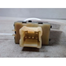 COMMANDE LEVE-GLACE PORTE AVD DACIA SANDERO 2008-