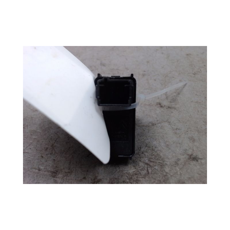 COMMANDE LEVE-GLACE PORTE AVD PEUGEOT 5008 2009-