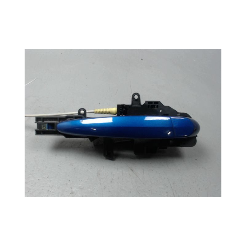 POIGNEE EXTERIEURE PORTE AVANT DROIT B.M.W. SERIE 1