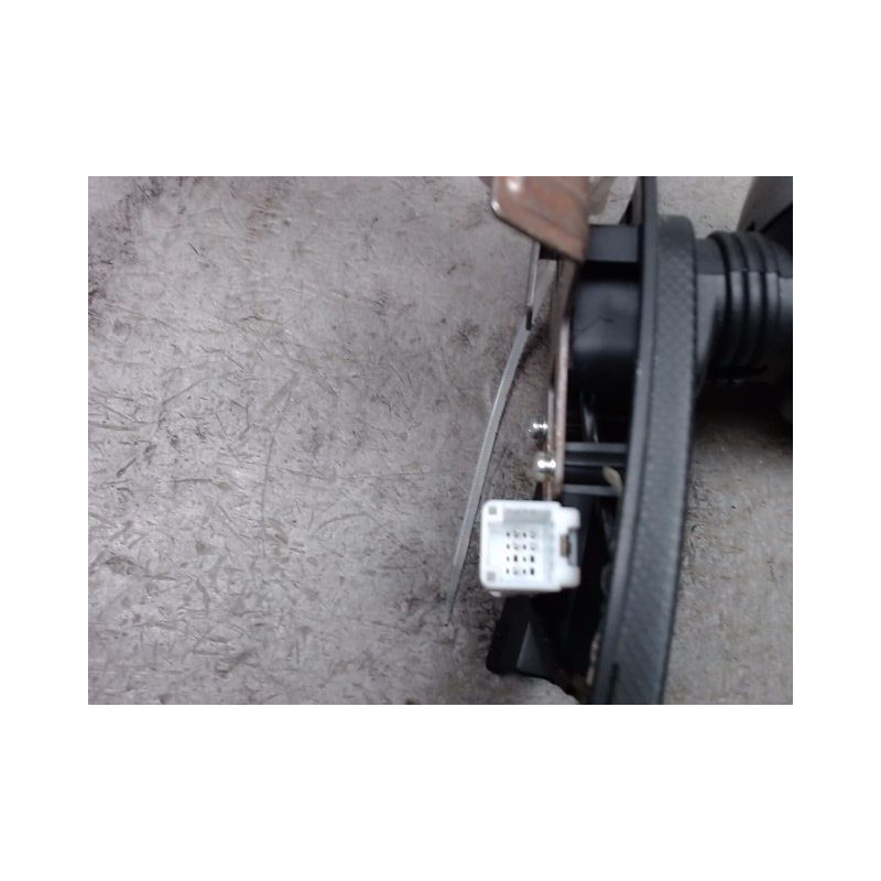 COMPTE TOURS PEUGEOT 107 5P