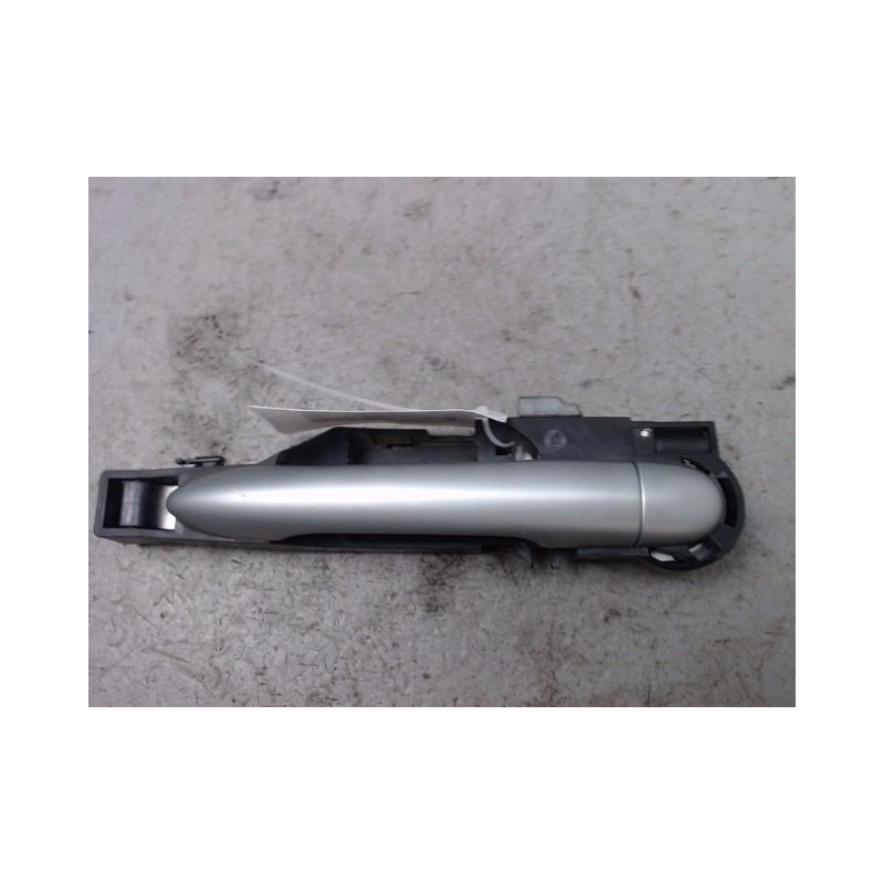POIGNEE EXTERIEURE PORTE ARRIERE DROIT RENAULT CLIO III 2009-