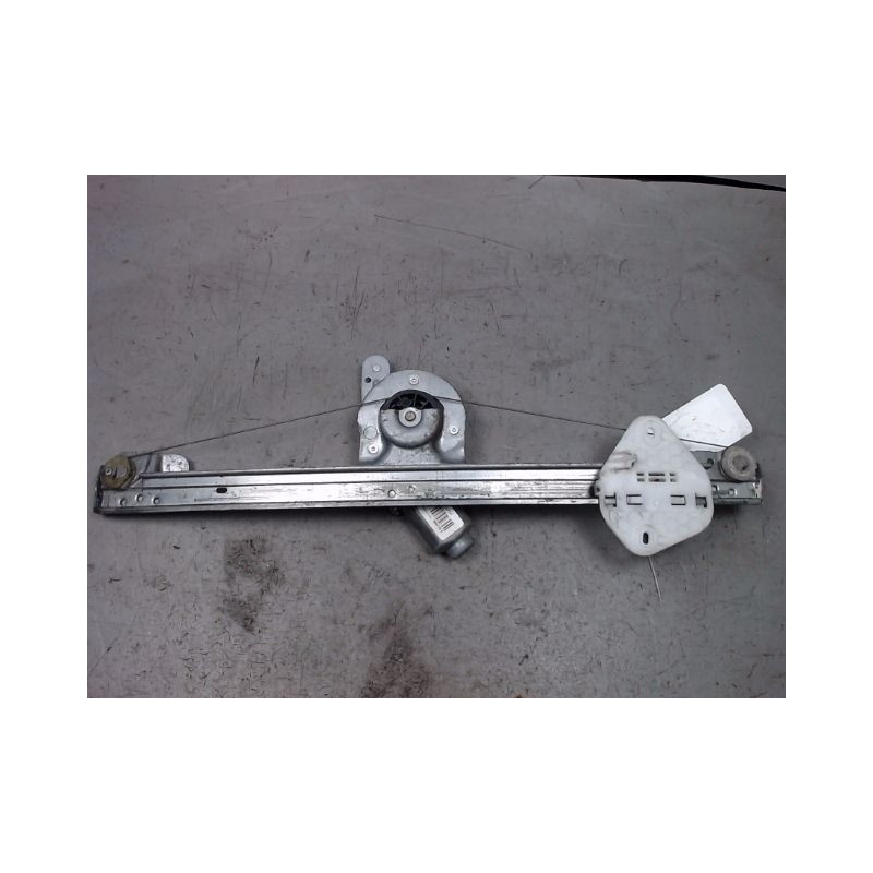 MECANISME+MOTEUR LEVE-GLACE AVANT GAUCHE DACIA LOGAN MCV 2007-