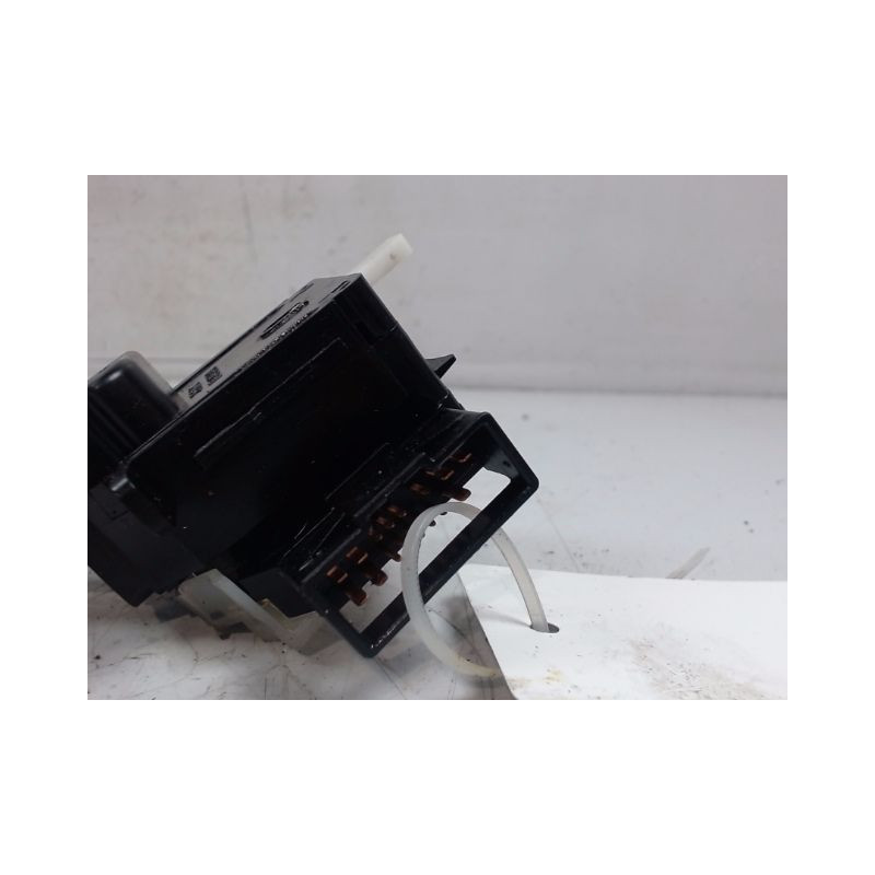 COMMANDE CLIGNOTANT SSANGYONG STAVIC
