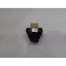 COMMANDE LEVE-GLACE PORTE AVD RENAULT CAPTUR