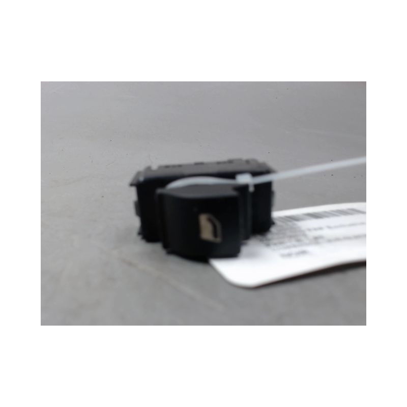 COMMANDE LEVE-GLACE PORTE AVD CITROEN C4 2010-
