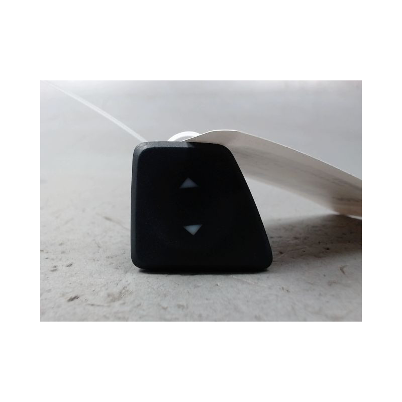 COMMANDE LEVE-GLACE PORTE AVG FIAT 500 2007-