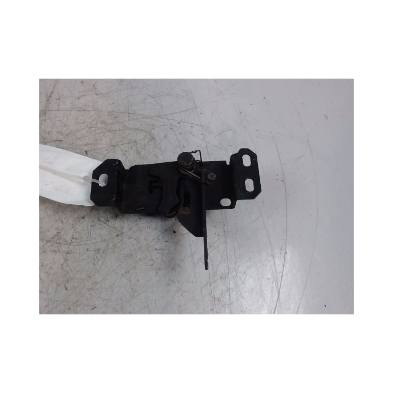 SERRURE CAPOT MERCEDES CLASSE B 2008-
