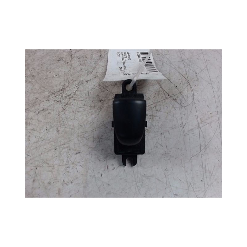 COMMANDE LEVE-GLACE PORTE ARG NISSAN JUKE