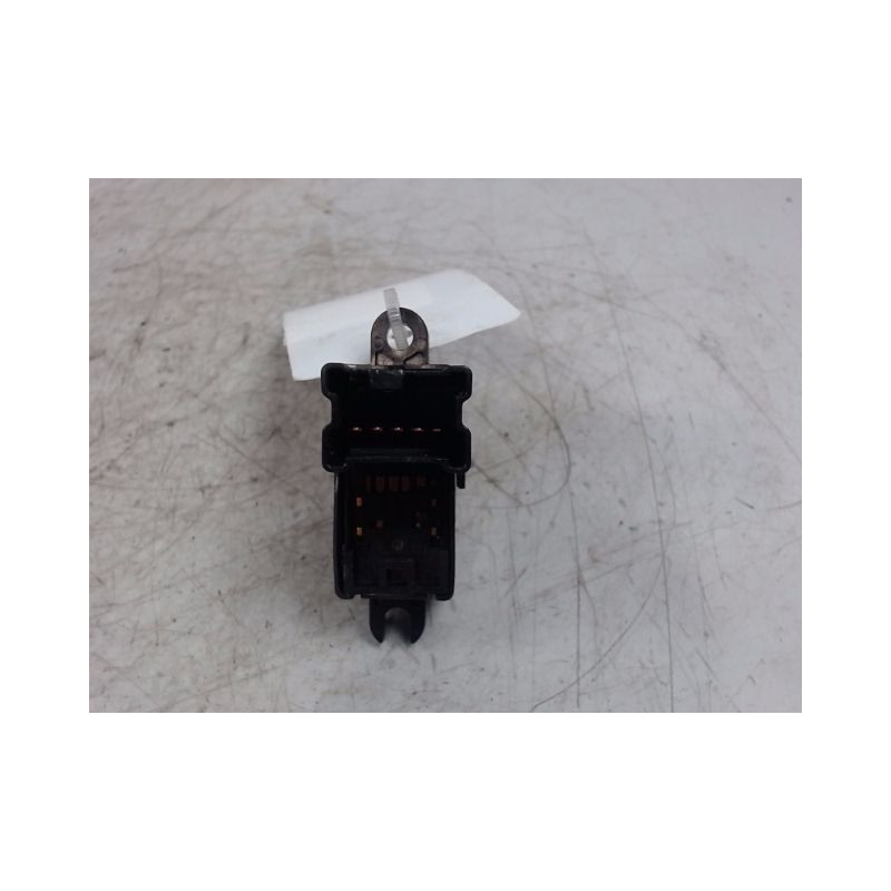 COMMANDE LEVE-GLACE PORTE ARG NISSAN JUKE