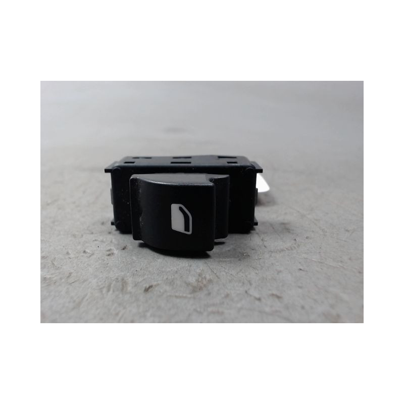 COMMANDE LEVE-GLACE PORTE AVD CITROEN DS3 2009-