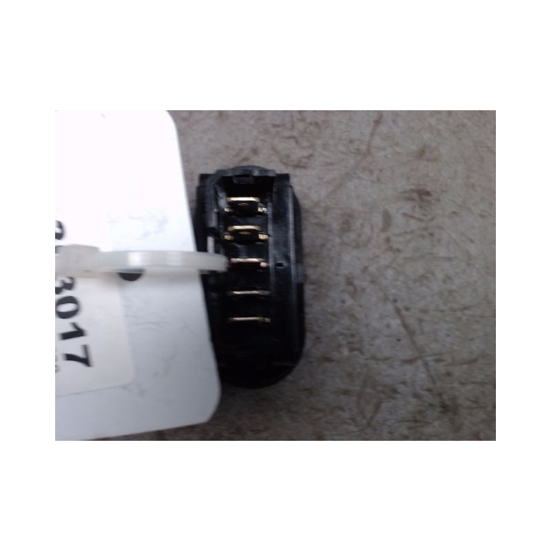 COMMANDE LEVE-GLACE PORTE AVG DACIA SANDERO 2008-