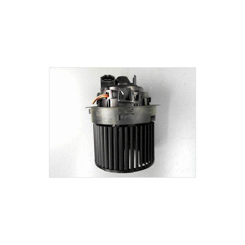 MOTEUR VENTILATEUR CHAUFFAGE RENAULT CLIO IV 12-16