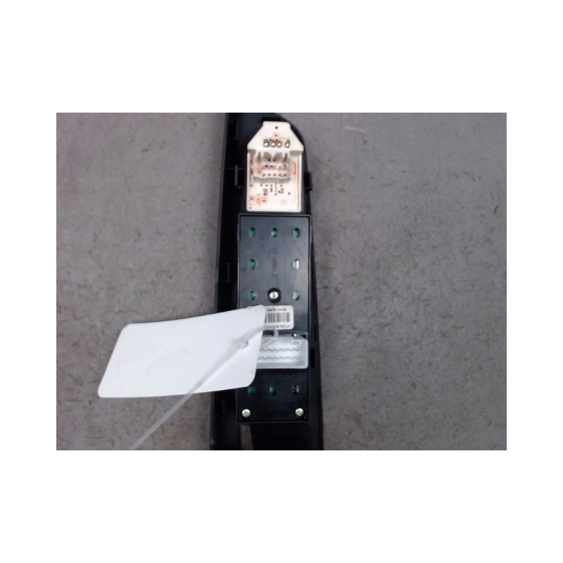 COMMANDE LEVE-GLACE PORTE AVG KIA CEE-D