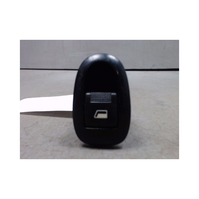 COMMANDE LEVE-GLACE PORTE AVD PEUGEOT 1007