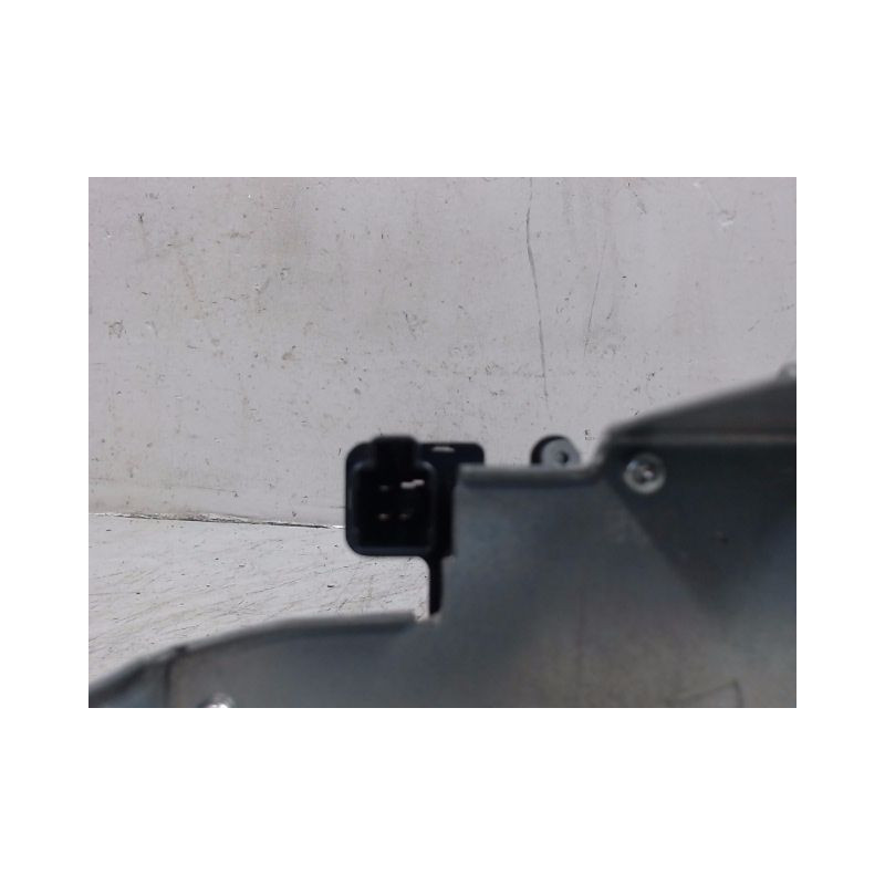 MOTEUR ESSUIE-GLACE ARRIERE MAZDA MAZDA 2
