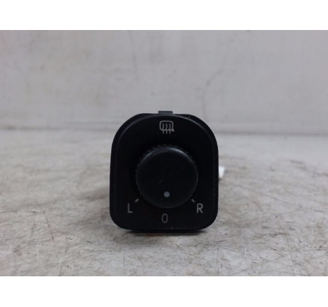 COMMANDE RETROVISSEUR EXT ELECTRIQUE