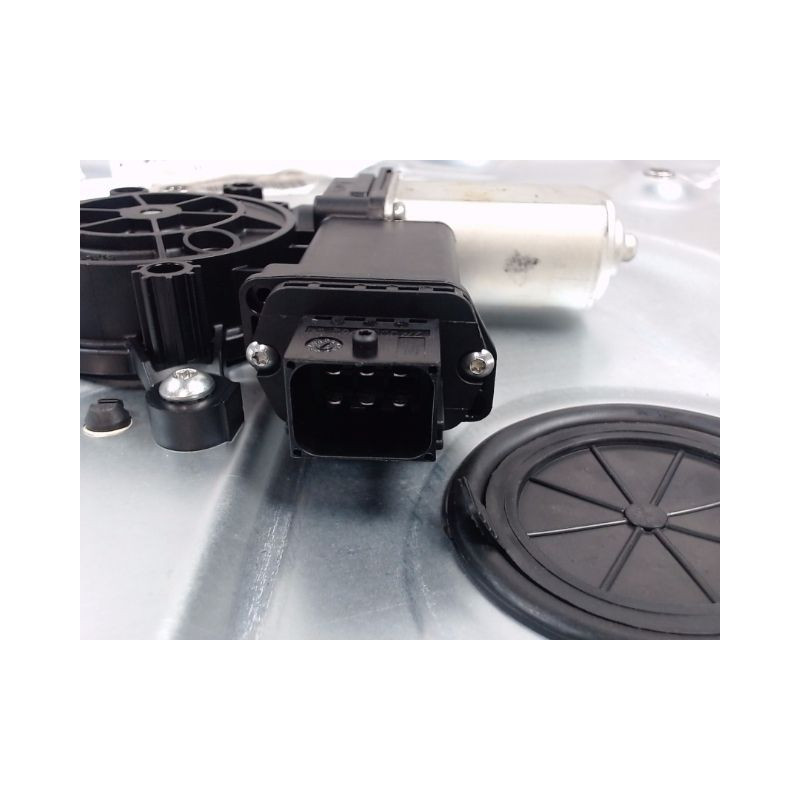 MECANISME+MOTEUR LEVE-GLACE AVANT DROIT ALFA ROMEO GUILIETTA 2010-