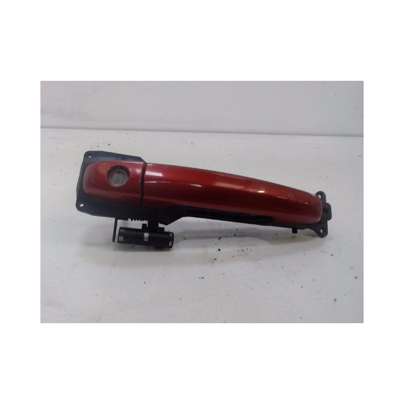 POIGNEE EXTERIEURE PORTE AVANT GAUCHE SUZUKI SWIFT