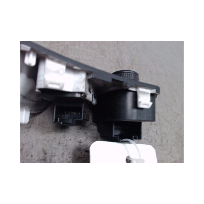 COMMANDE RETROVISSEUR EXTERIEUR ELECTRIQUE VOLKSWAGEN GOLF VII