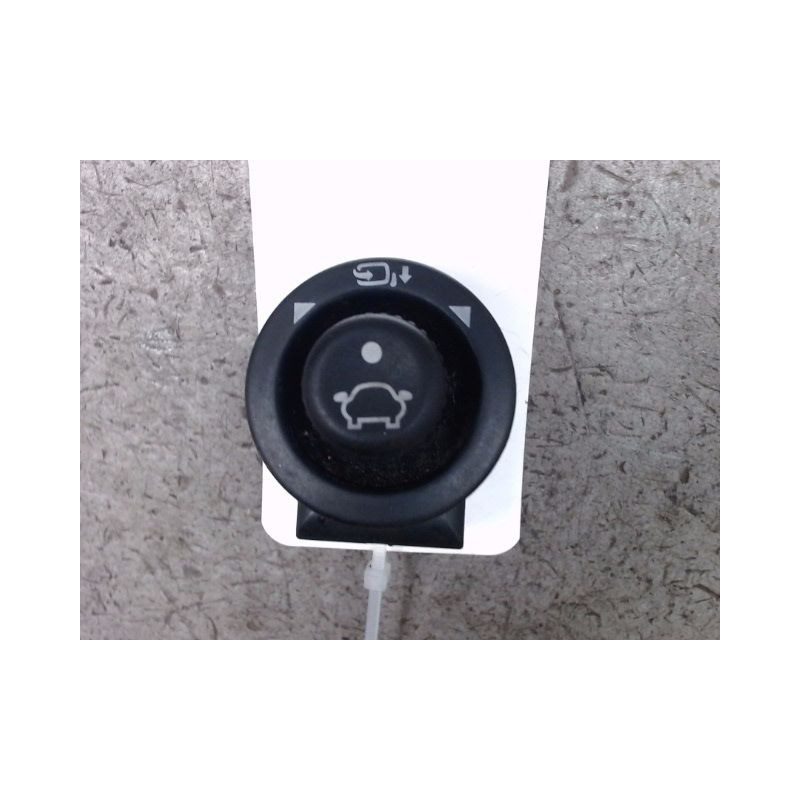 COMMANDE RETROVISSEUR EXTERIEUR ELECTRIQUE FORD FIESTA 2008-