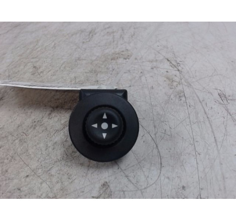 COMMANDE RETROVISSEUR EXT ELECTRIQUE