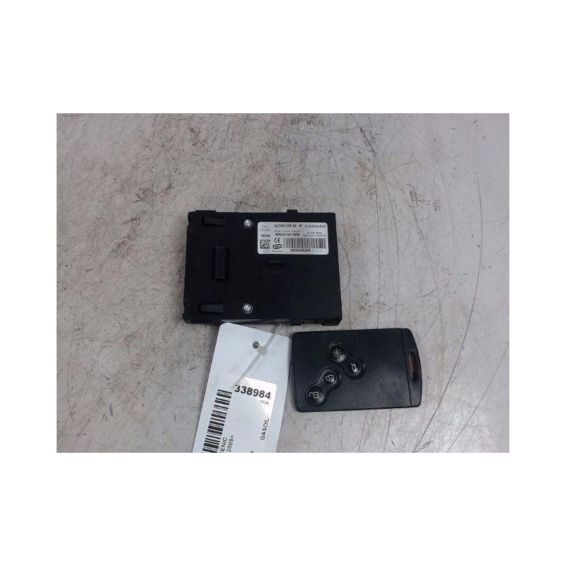 LECTEUR DE CARTE RENAULT SCENIC III 2009-