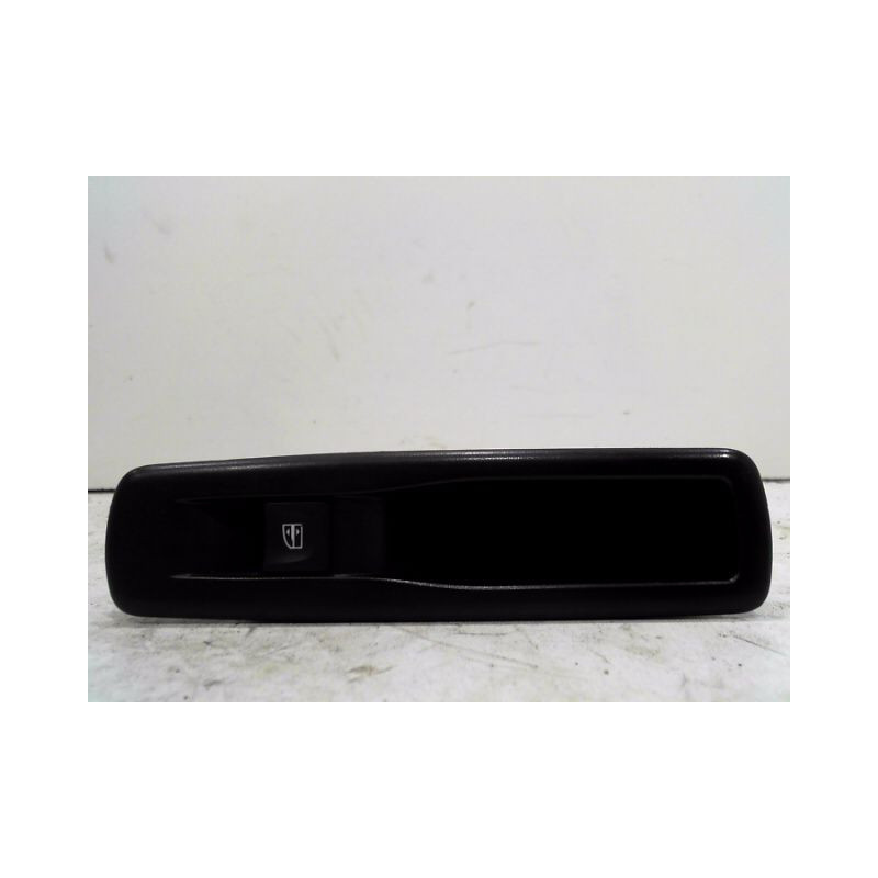 COMMANDE LEVE-GLACE PORTE ARG RENAULT MEGANE
