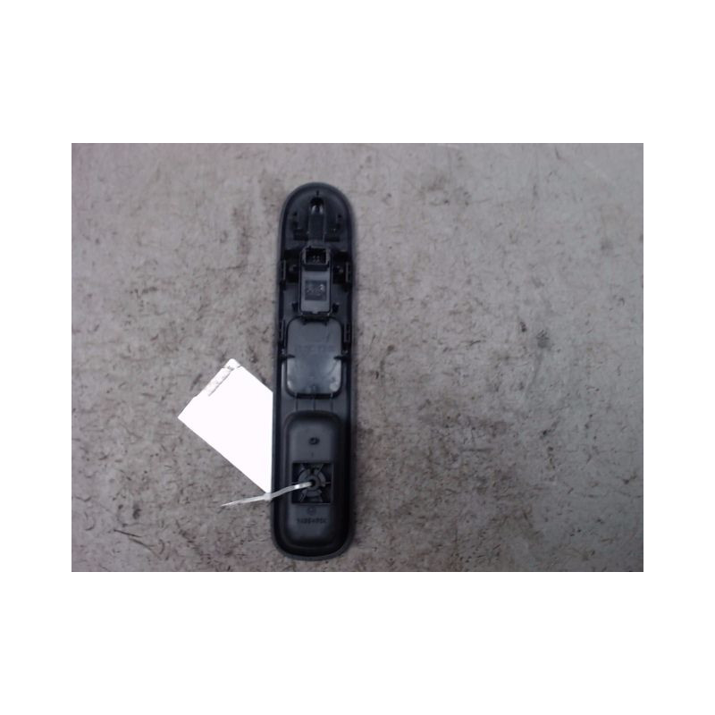 COMMANDE LEVE-GLACE PORTE AVD PEUGEOT 3008 2009-