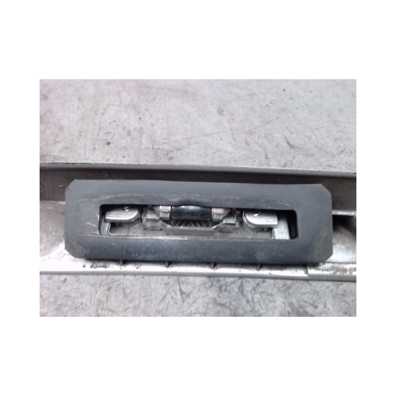ECLAIREUR PLAQUE DE POLICE FORD FIESTA 02 -05