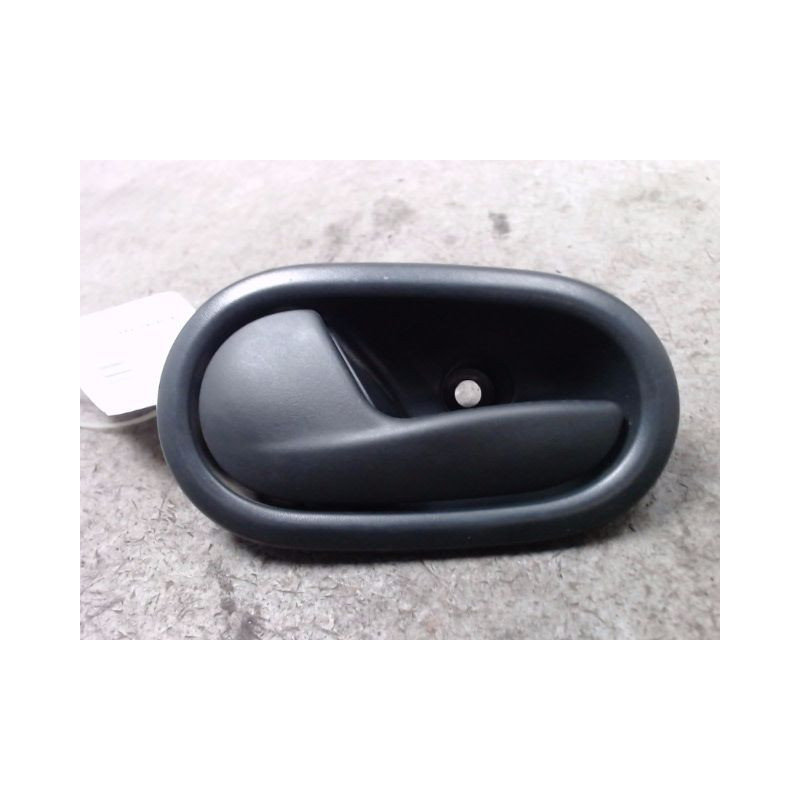 POIGNEE INTERIEURE PORTE AVANT GAUCHE DACIA SANDERO