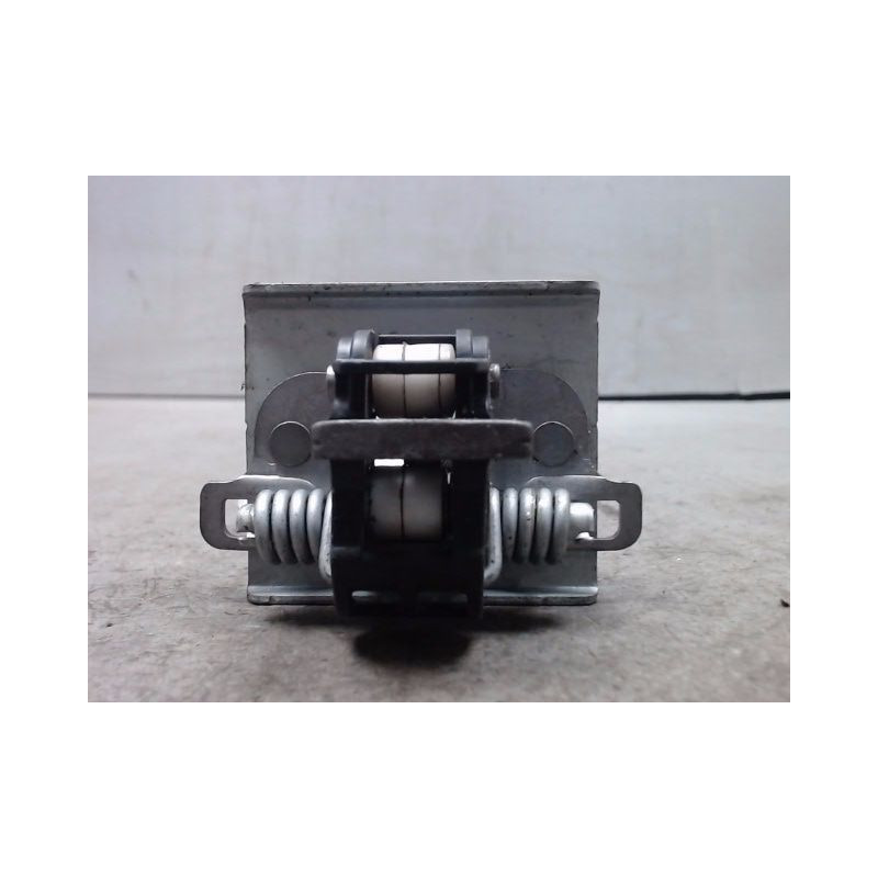 TIRANT PORTE AVANT DROIT PEUGEOT 308 2007-