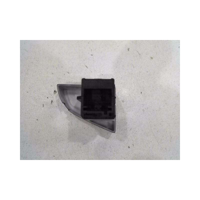BOUTON DE WARNING CITROEN C5