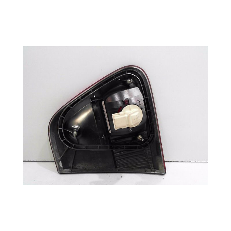 FEU ARRIERE INTERIEUR GAUCHE SEAT CORDOBA 99-2002