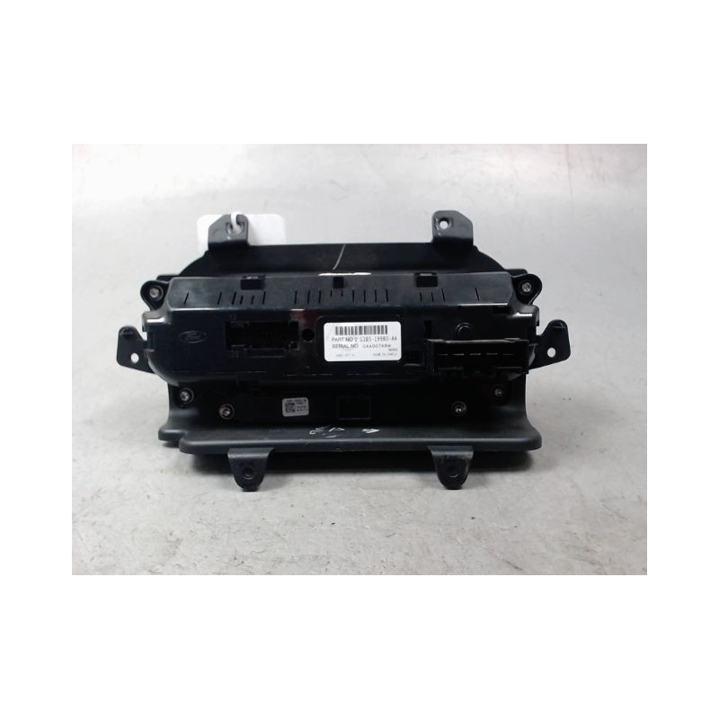 COMMANDE DE CHAUFFAGE FORD KA+