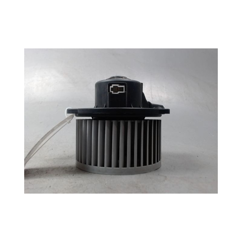 MOTEUR VENTILATEUR CHAUFFAGE MAZDA BT-50