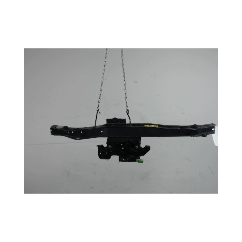 TRAVERSE SUPERIEURE ARMATURE AVANT NISSAN MICRA