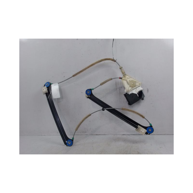 MECANISME+MOTEUR LEVE-GLACE AVANT DROIT AUDI A3 2003-
