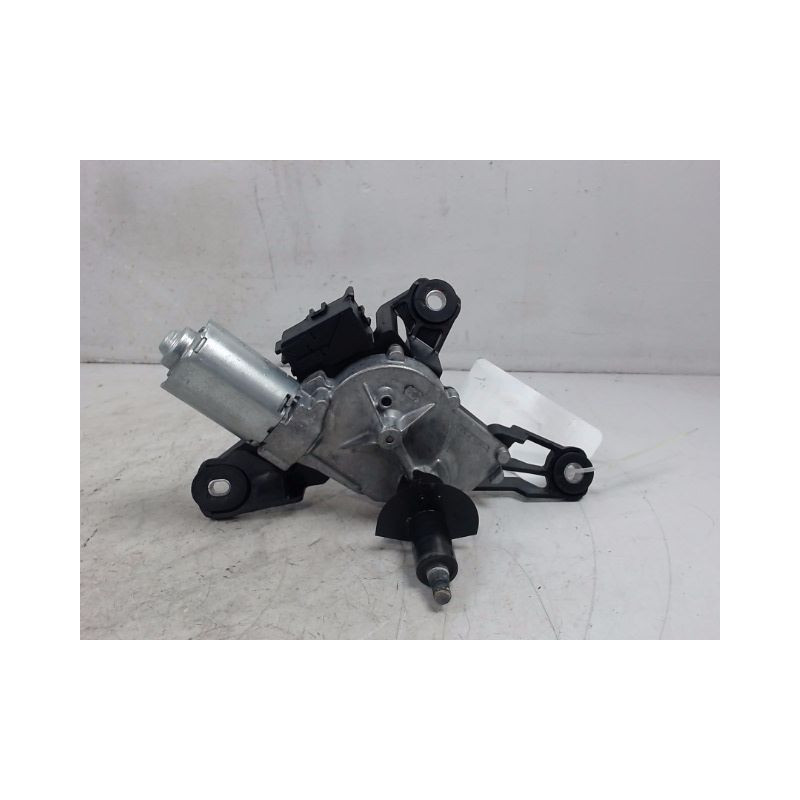 MOTEUR ESSUIE-GLACE ARRIERE TOYOTA YARIS II 2010-