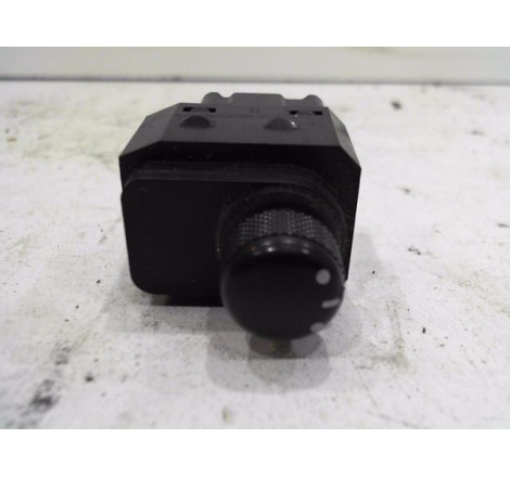 COMMANDE RETROVISSEUR EXT ELECTRIQUE