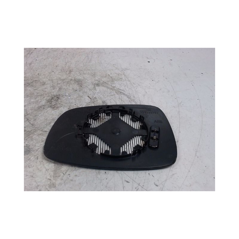 GLACE RETROVISEUR EXT D SUZUKI SWIFT
