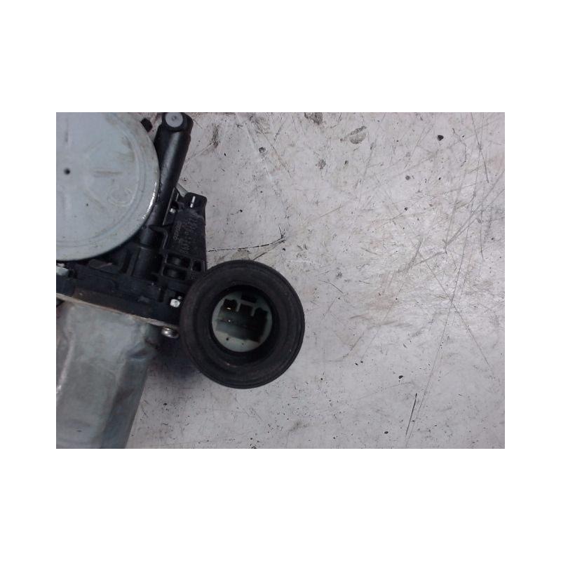 MECANISME+MOTEUR LEVE-GLACE AVANT DROIT SUZUKI SWIFT