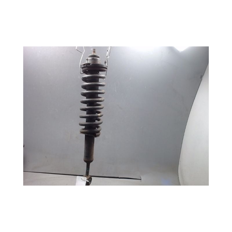 AMORTISSEUR AVANT DROIT TOYOTA HILUX DOUBLE CABINE 2006-